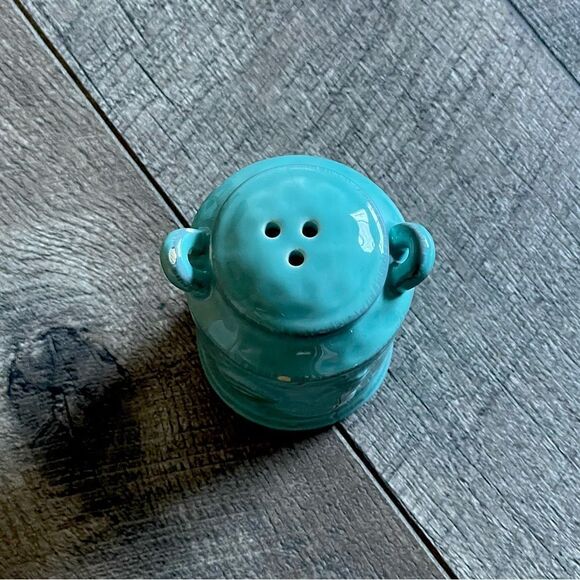Teal, Porcelain “Rooster”, Salt & Pepper Shakers with Rubber Stoppers. - Picture 3 of 9